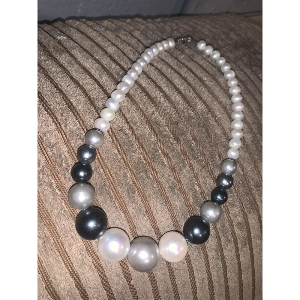 Cultured Ombre Large Pearl Necklace 925 Sterling Silver Beaded Grey Black White
